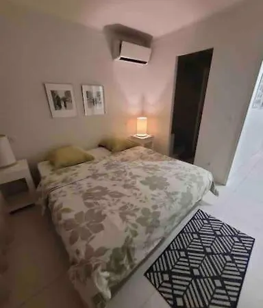 Apartment Renovated Centre Banane Balcon Cannes